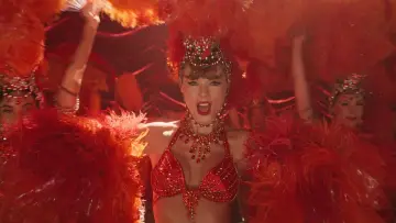 Задник к фильму "Taylor Swift | The Official Release Party of a Showgirl" #1184273